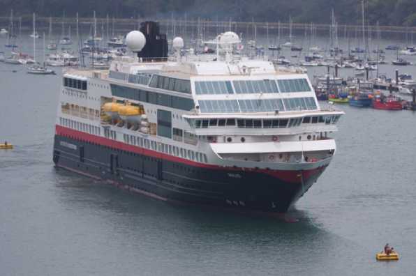 23 April 2022 - 07-13-11

----------------------
Cruise ship Maud arrives in Dartmouth.